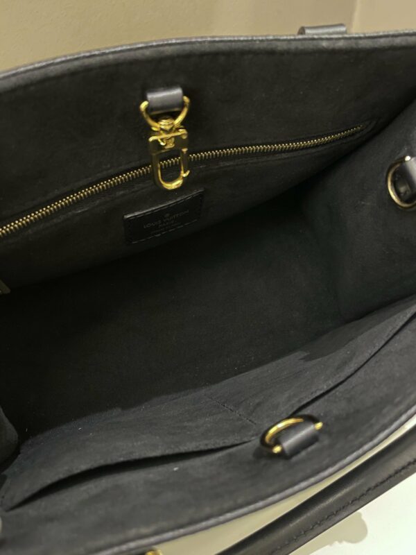 LV OnTheGo PM Black Empreinte - Image 14