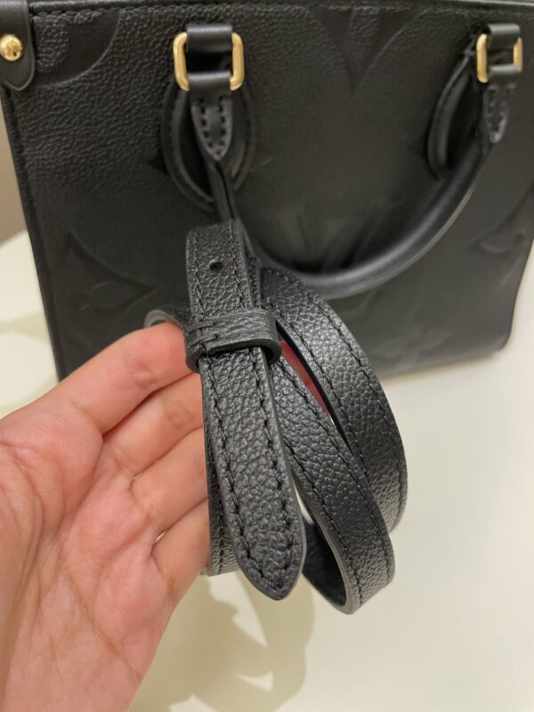 LV OnTheGo PM Black Empreinte - Image 16