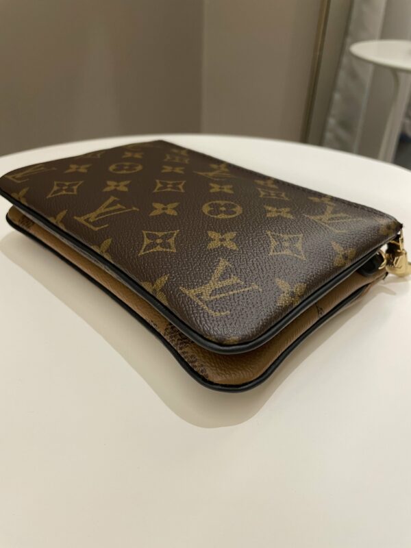 LV Double Zip Pochette Monogram Giant Reverse - Image 10