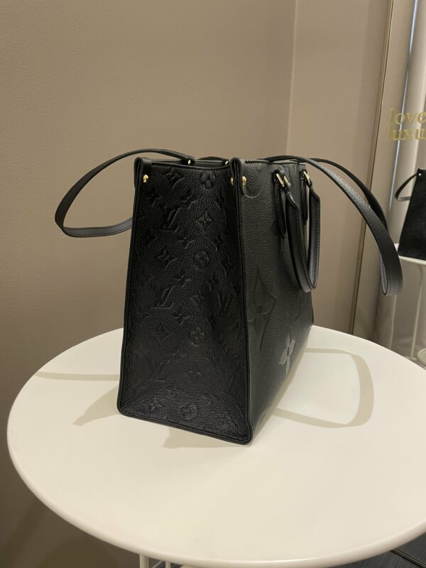 LV OnTheGo MM Black Empreinte - Image 6