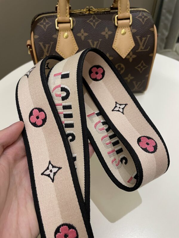 LV Speedy 20 Classic Monogram - Image 17