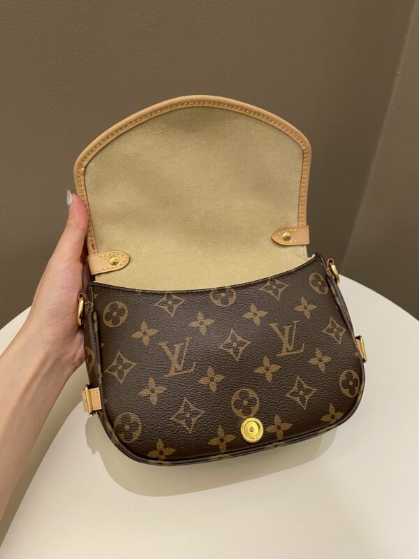 LV Saumur BB Monogram - Image 13