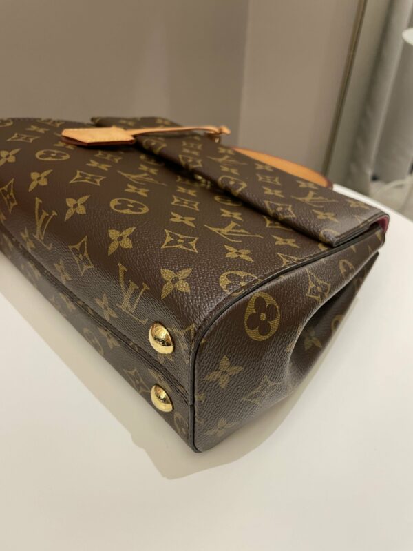 LV Cluny BB Fushia Monogram - Image 10