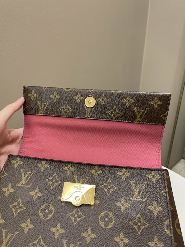 LV Cluny BB Fushia Monogram - Image 14