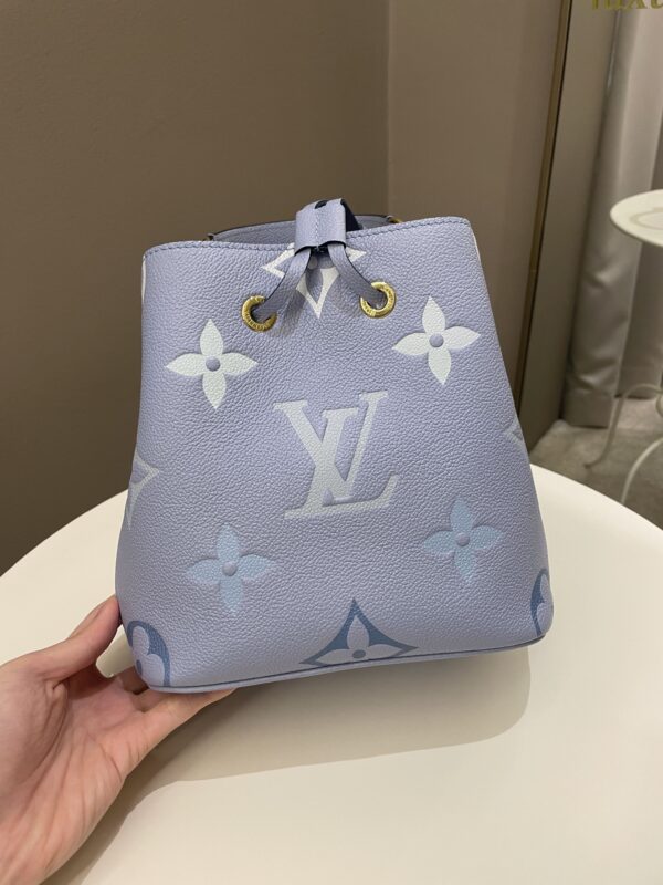 LV Neonoe BB By The Pool Summer Blue Empreinte