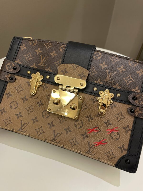 LV Pochette Trunk Clutch Monogram - Image 2