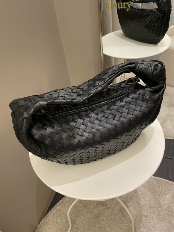 Bottega Veneta Jodie Shoulder Bag Black Leather - Image 2