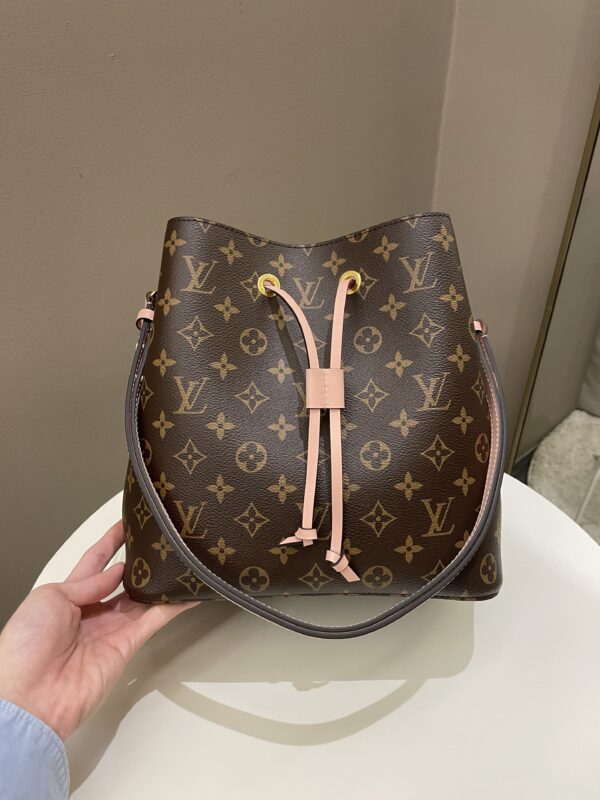 LV Neonoe MM Monogram Rose Poudre - Image 13