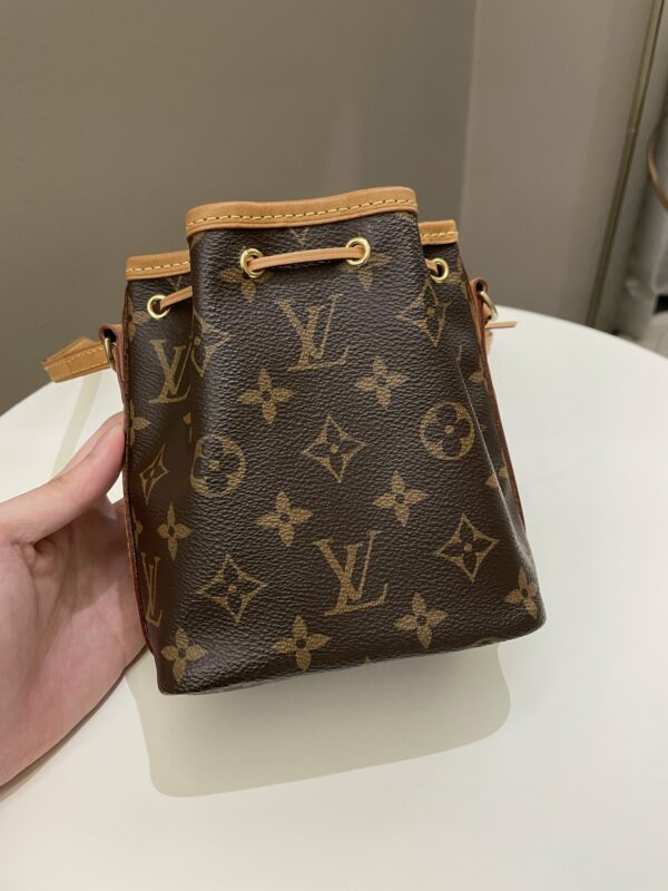 LV Nano Noe Monogram - Image 4