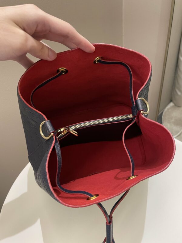 LV Neo Noe Bucket Bag Marine Rouge Empreinte Leather - Image 12