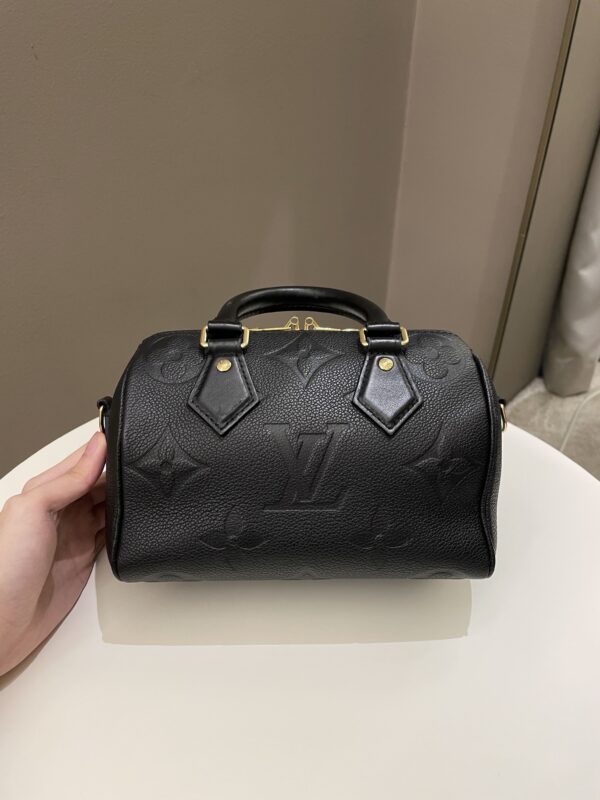 LV Speedy Bandoulière 20 Black Monogram Empreinte Leather - Image 2