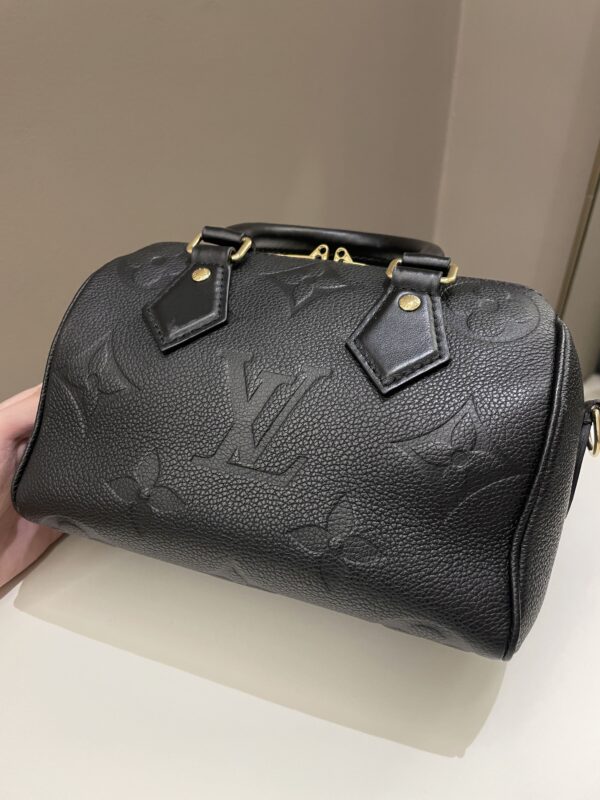 LV Speedy Bandoulière 20 Black Monogram Empreinte Leather - Image 3