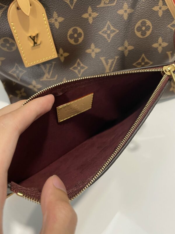 LV Carryall PM Monogram - Image 7