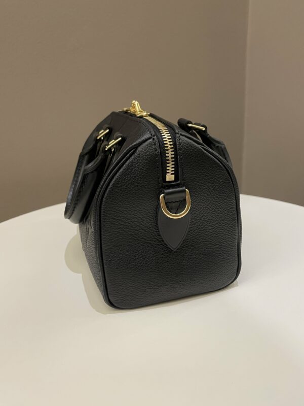 LV Speedy Bandoulière 20 Black Monogram Empreinte - Image 3