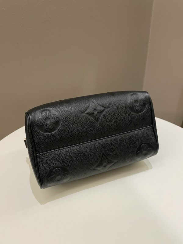 LV Speedy Bandoulière 20 Black Monogram Empreinte - Image 5