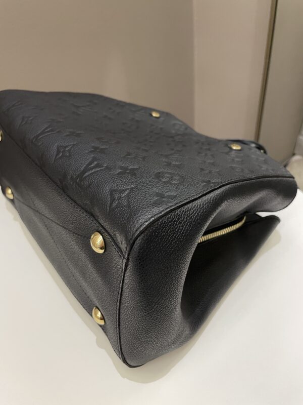 LV Montaigne MM Black Empreinte - Image 10