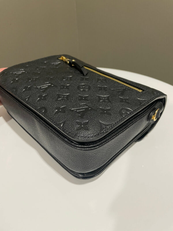 LV Pochette Metis Black Empreinte - Image 11