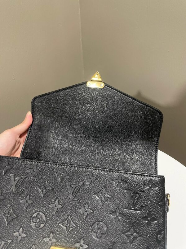 LV Pochette Metis Black Empreinte - Image 13