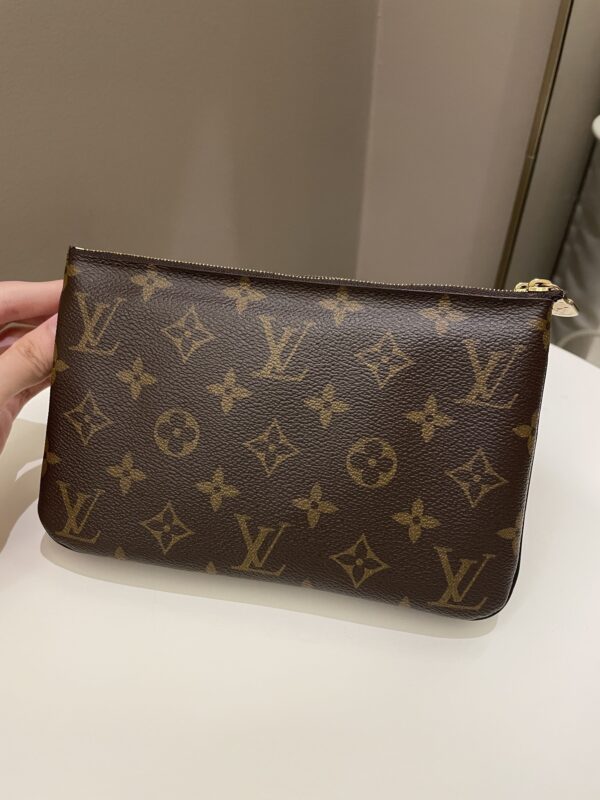 LV Double Zip Pochette Monogram Giant Reverse - Image 3