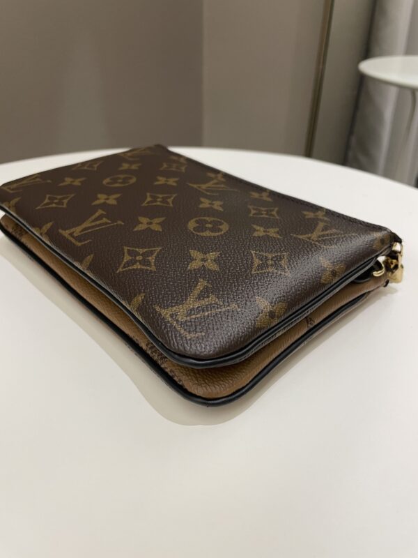 LV Double Zip Pochette Monogram Giant Reverse - Image 10