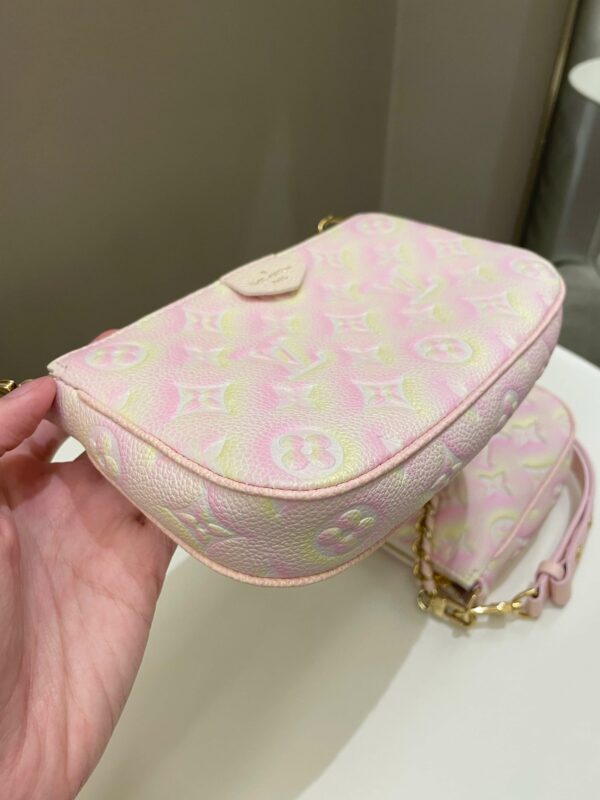 LV Multi Pochette Accesorries Stardust Pink - Image 22