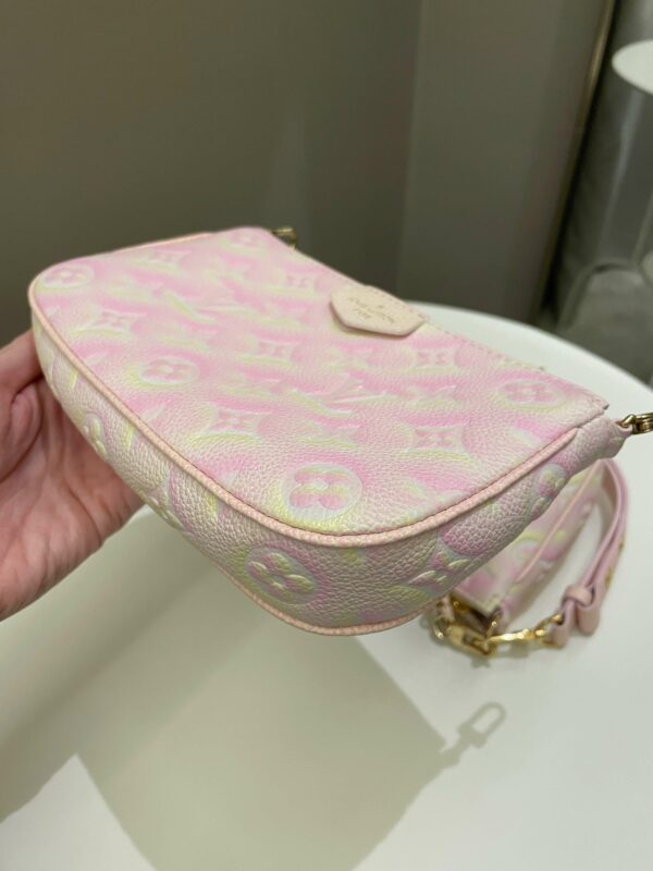 LV Multi Pochette Accesorries Stardust Pink - Image 23