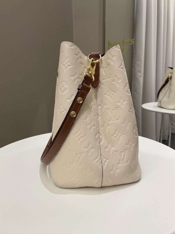 LV Neonoe MM Cream Monogram Empreinte - Image 4