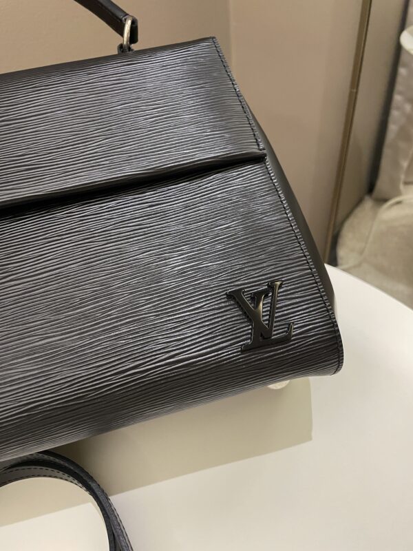 LV Cluny MM Black Epi - Image 4