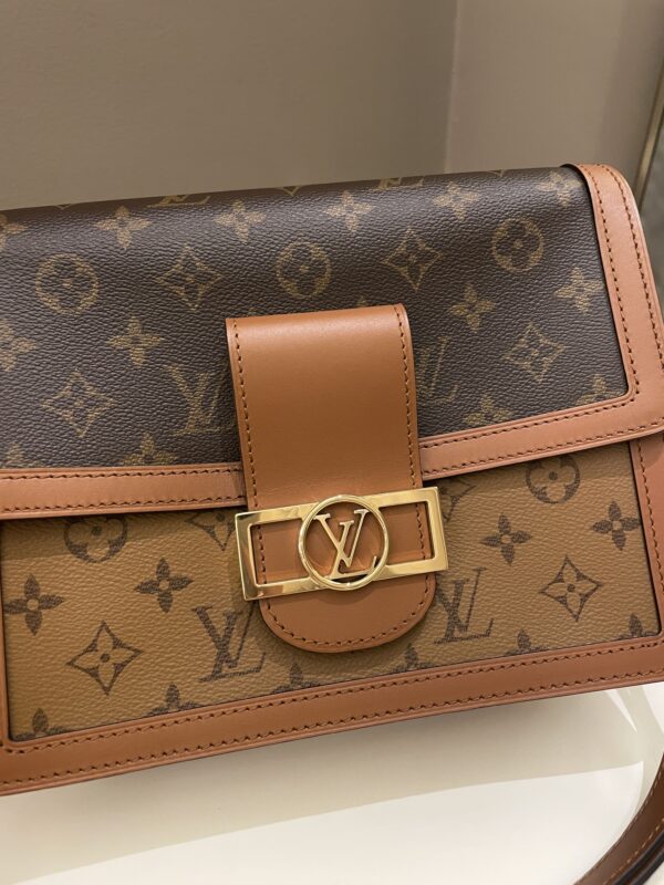 LV Dauphine MM Reverse Monogram - Image 2