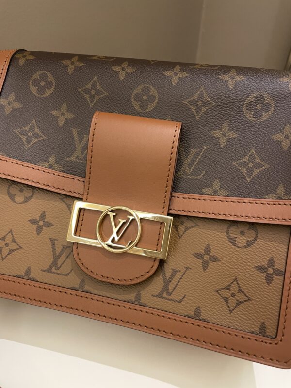 LV Dauphine MM Reverse Monogram - Image 3