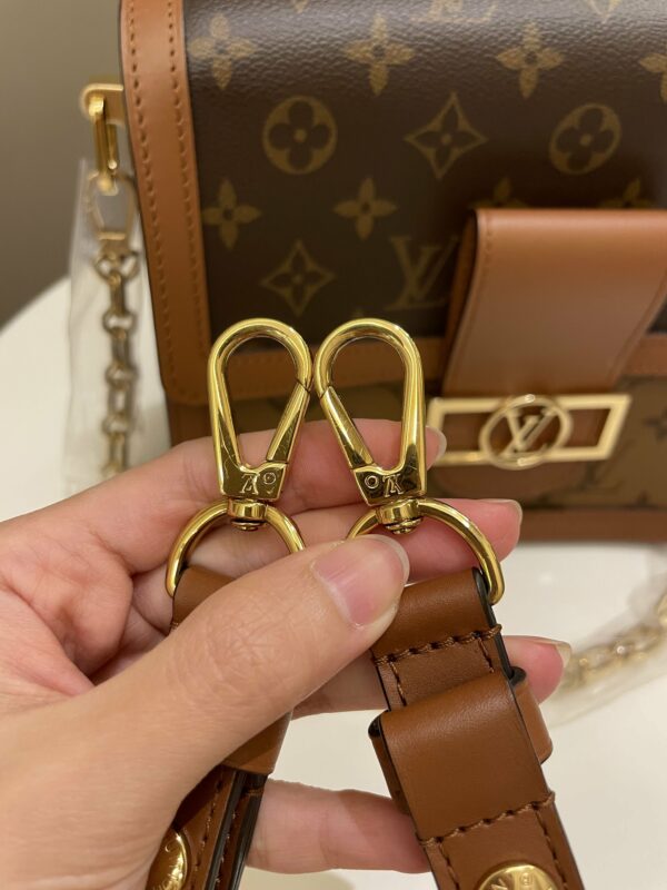 LV Dauphine MM Reverse Monogram - Image 18