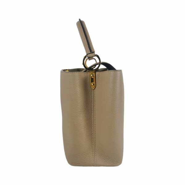 LV Capucines MM Beige Taurillon - Image 6