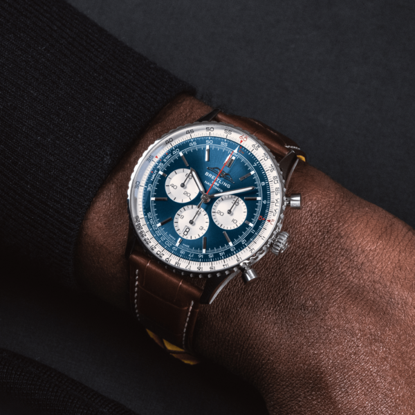 Navitimer B01 Chronograph 46 - Image 2