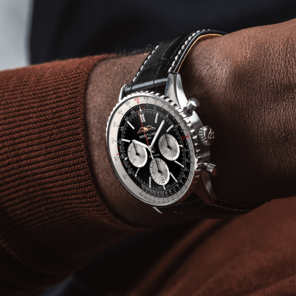 Navitimer B01 Chronograph 43 - Image 2