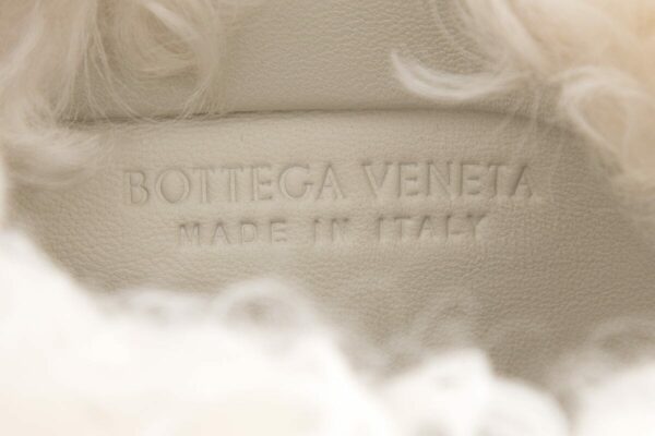 Bottega Veneta Ivory Shearling Chain Pouch Handbag - Image 6