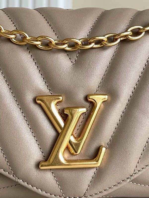 LV New Wave Chain Bag - Image 6