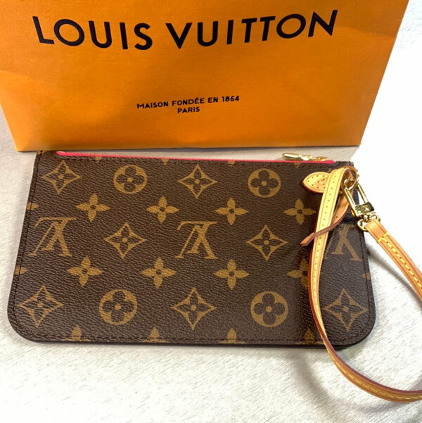 LV Neverfull Pochette Wristlet - Image 3