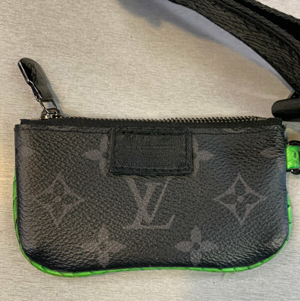 LV Monogram Trio Messenger Bag - Image 3