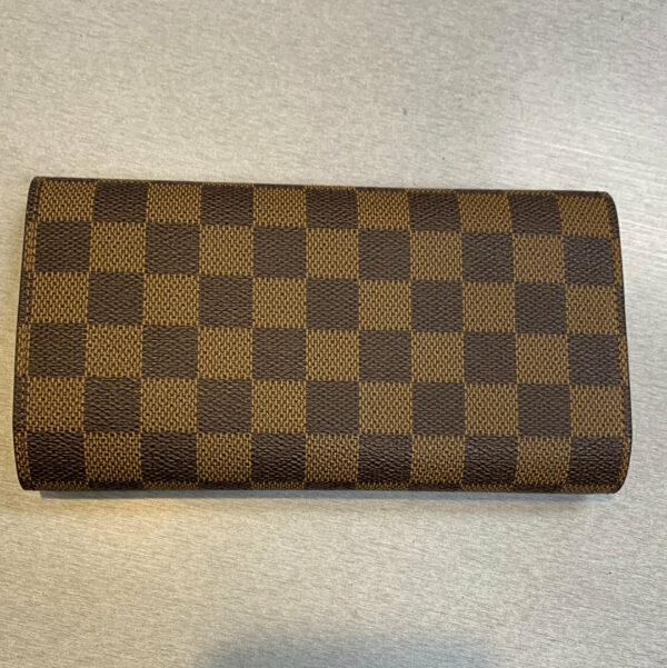 LV Damier Ebene International Wallet