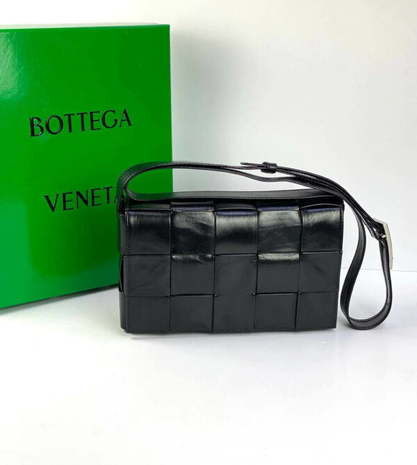 BOTTEGA VENETA Cassette black - Image 11