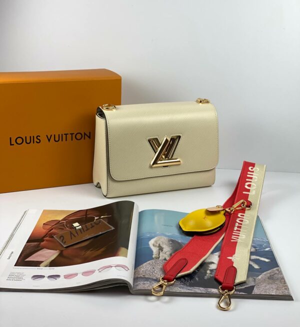 LV TWIST PM bag white - Image 8