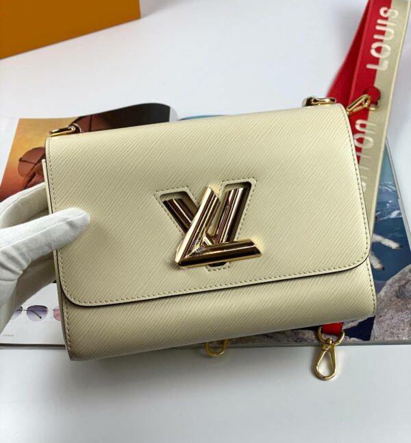 LV TWIST PM bag white - Image 9