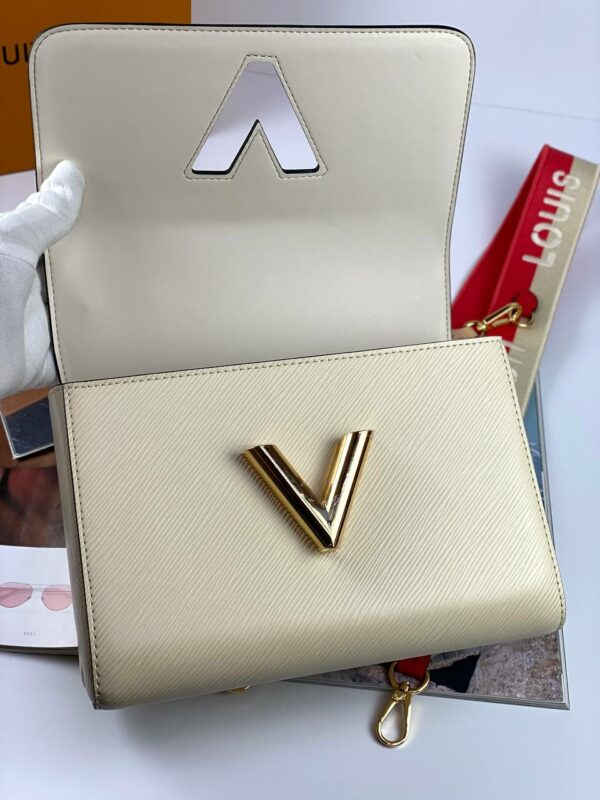 LV TWIST PM bag white - Image 4