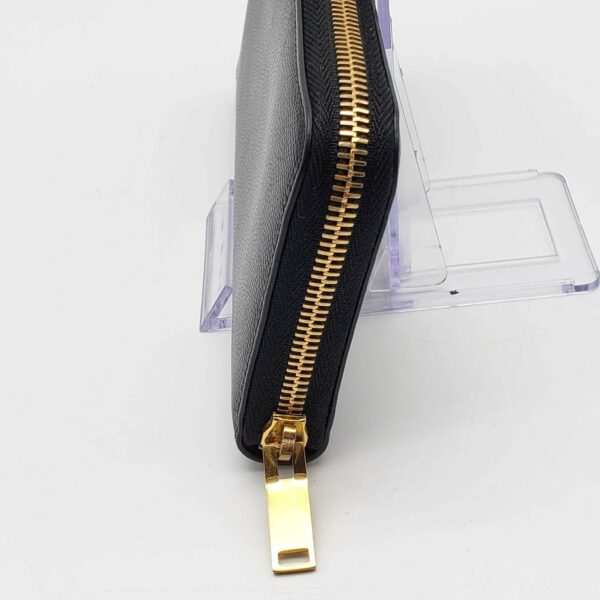 YSL Yves Saint Laurent Black Zippy Wallet - Image 3